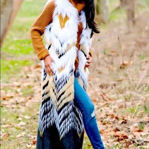 Donna Salyers Fabulous Furs full-length vest (Lrg)
